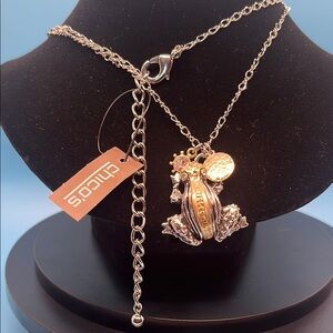 #0085.   Chico's Silver Frog Pendant Necklace